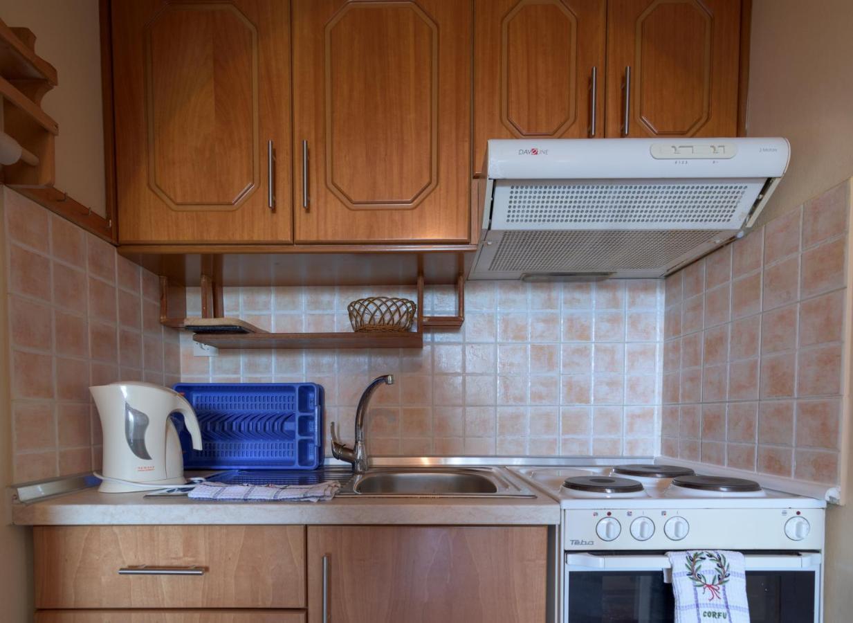 Balis Apartments Παλαιοκαστρίτσα Εξωτερικό φωτογραφία