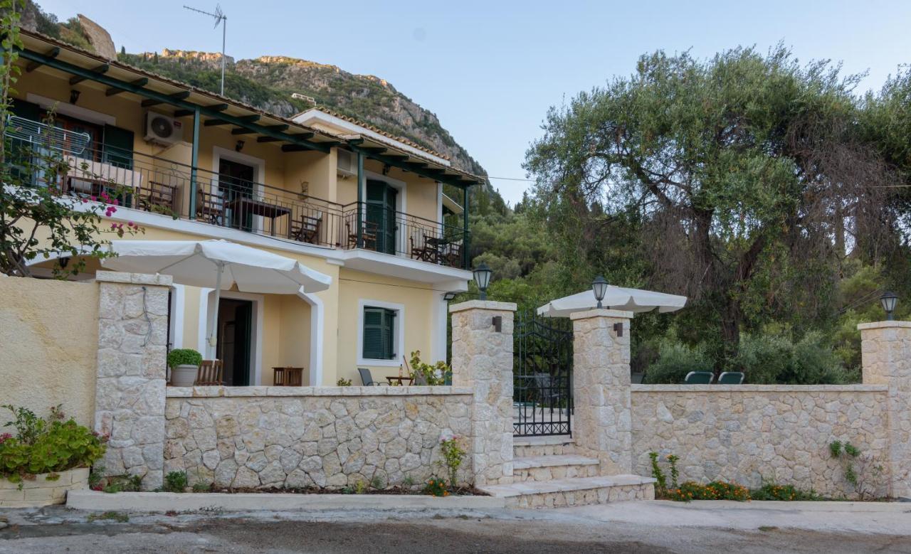 Balis Apartments Παλαιοκαστρίτσα Εξωτερικό φωτογραφία