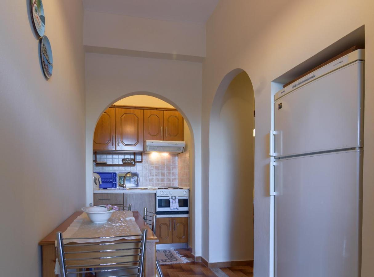 Balis Apartments Παλαιοκαστρίτσα Εξωτερικό φωτογραφία